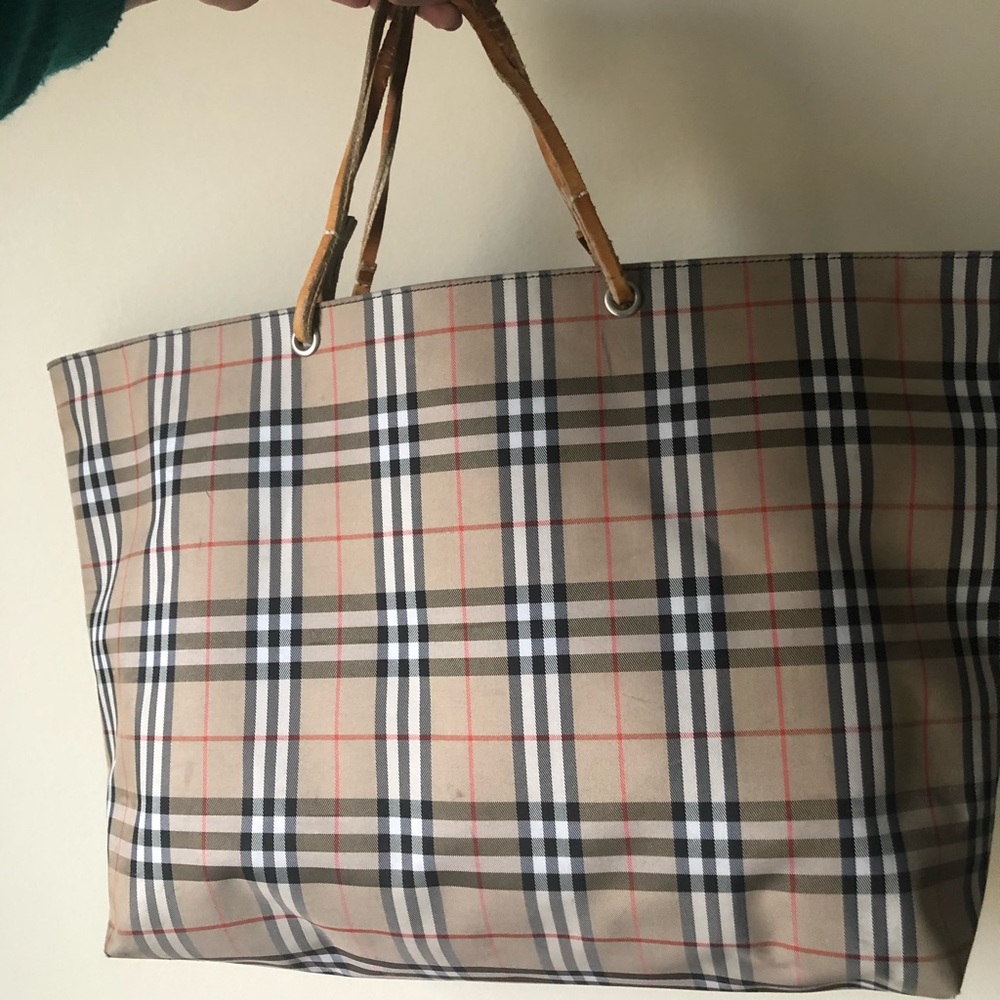 Authentic Burberry Tote in good condition